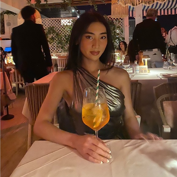 Meet your Posher, Rhea - Picture 9 of 9